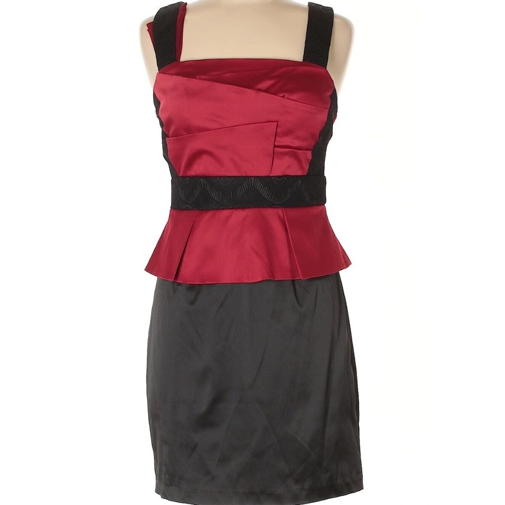 NWOT Stunning XOXO Red & Black Party Dress 9-10